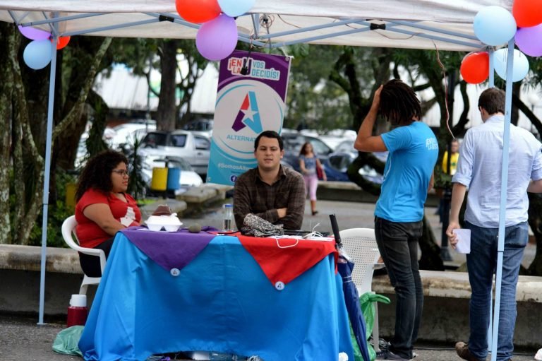 ¿Qué ha estado haciendo la FEUCR de Alternativa?