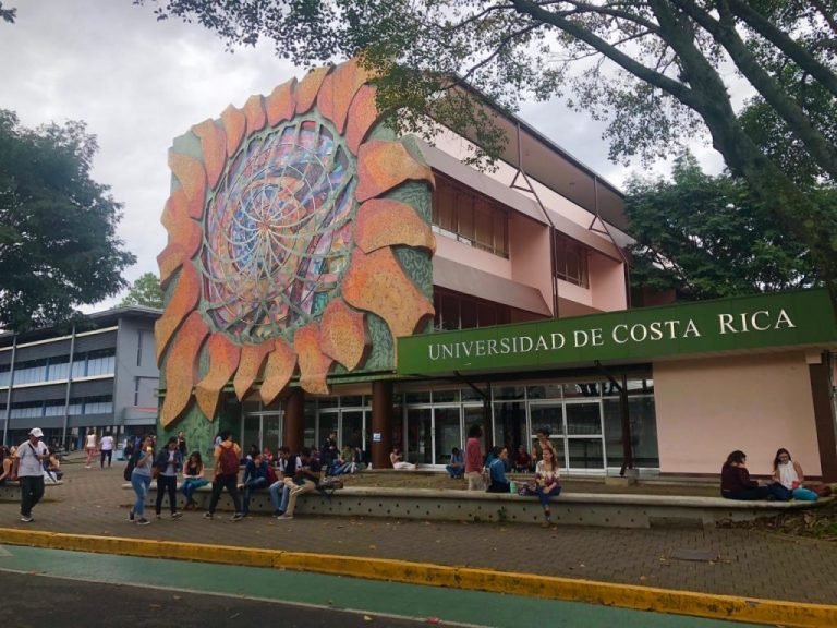 Por la defensa del presupuesto y la autonomía universitaria